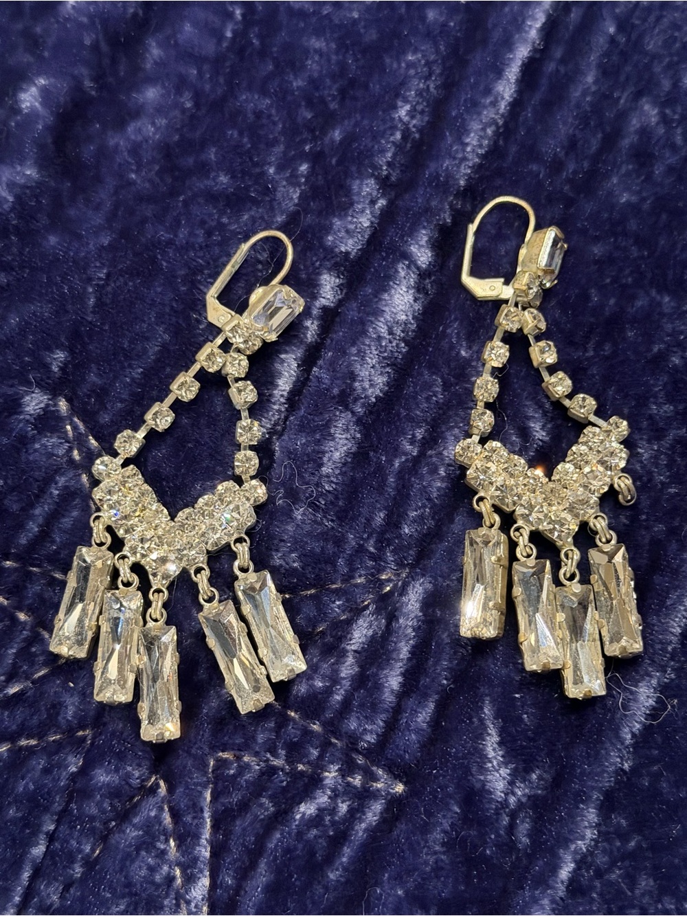 Crystal Chandelier Drop Earrings - Clear